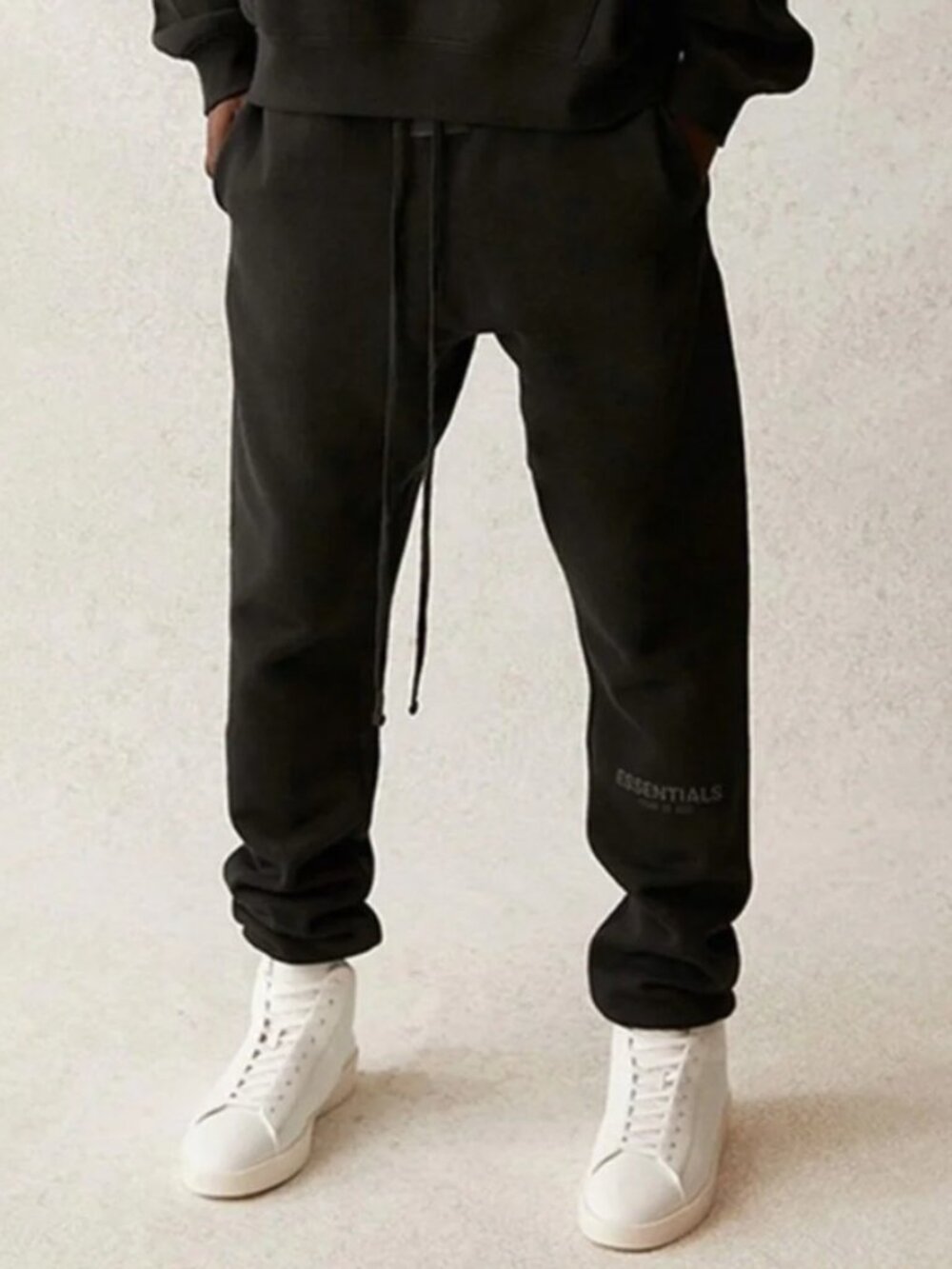 Fear Of God Essentials Black Men's Jogger Sweatpants Size L Black on black
